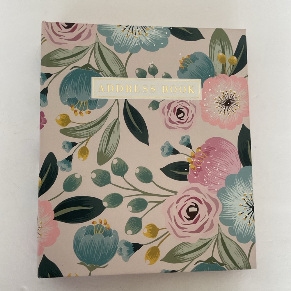 CR GIBSON Markings Floral Address Book. NWT